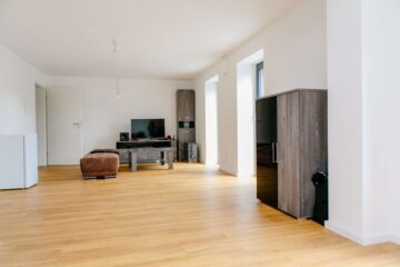 Exklusiver und moderner Wohntraum mit Garten!, 56179 Vallendar, Souterrainwohnung