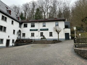 Traditionsreiches Gasthaus in idyllischer Lage!, 56077 Koblenz, Einraumlokal
